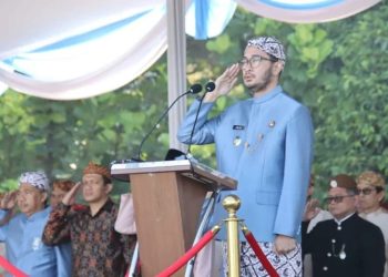 Reuah Pagelaran Seni jeung Luuhan Rébuan Guru katut Tanaga Pangdidik Miéling Hardiknas di Bandung Barat
